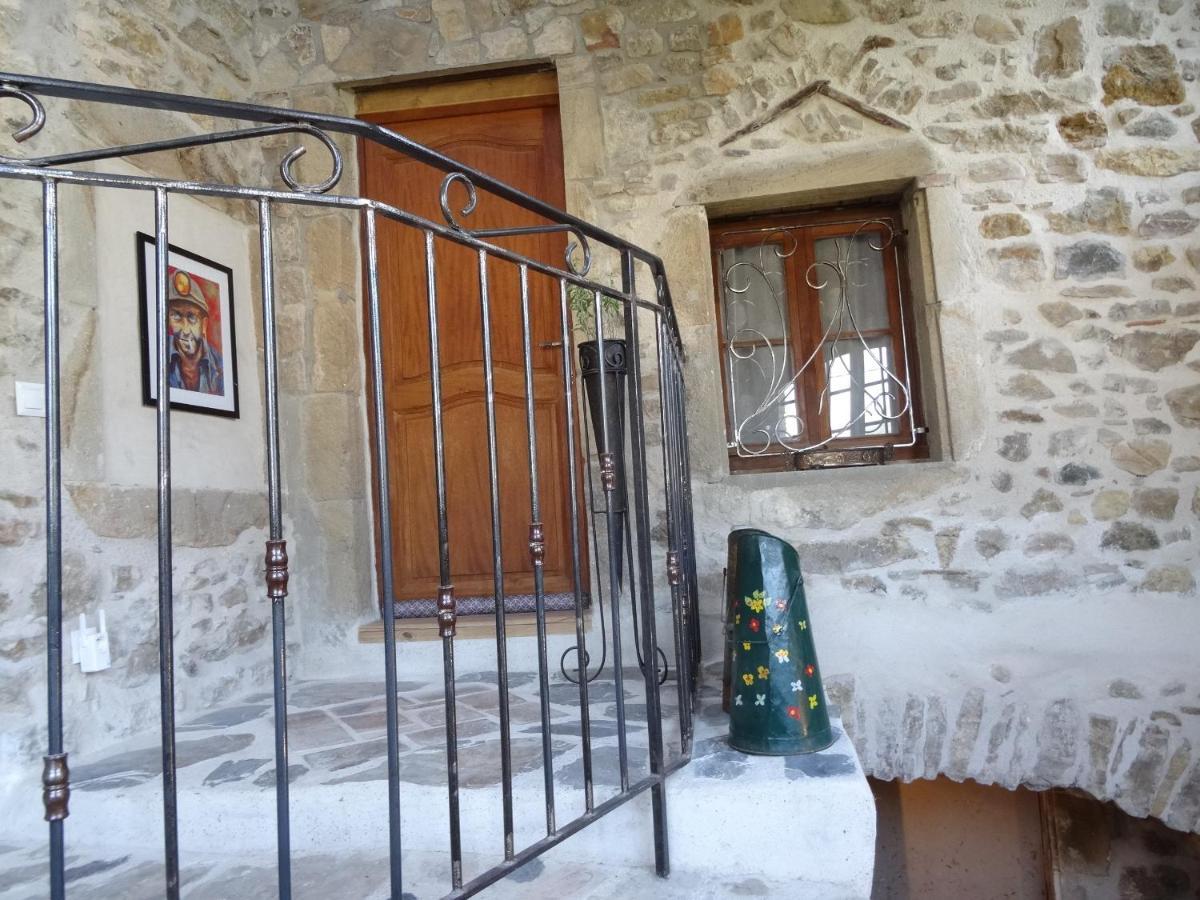 Le Mas Du Galibot Chambre Cambalotte Saint-Florent-sur-Auzonnet Exteriér fotografie